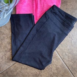 NWOT - New Balance® for J.Crew  Gray Performance Capri Leggings